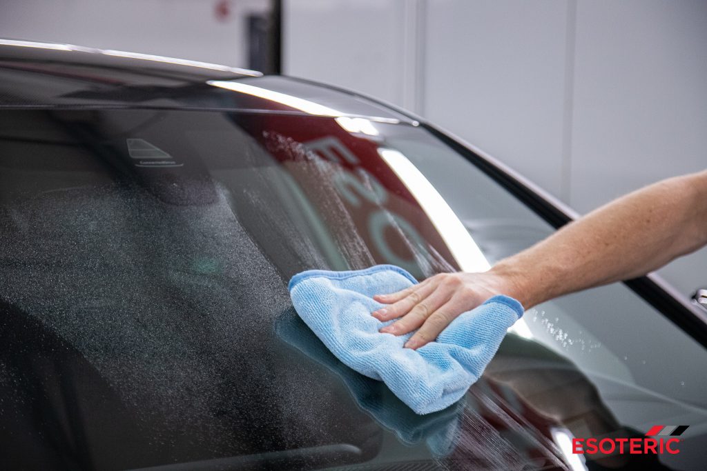 6 Tips for Streak-Free Glass | ESOTERIC Detail