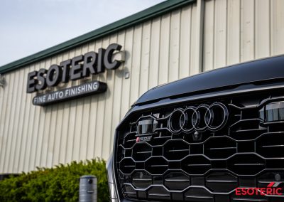 Audi RSQ8 Satin black 24